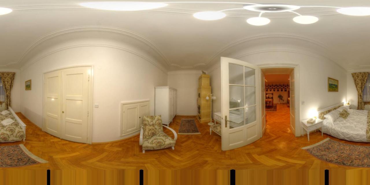 Lovecký Apartmán na náměstí ve Frenštátě pod Radhoštěm Frenštát pod Radhoštěm Exterior foto